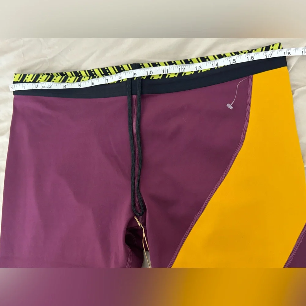 New Hoka One One Hupana Tight Women's Grape Wine 7/8 Length leggings size XXL - Picture 9 of 10